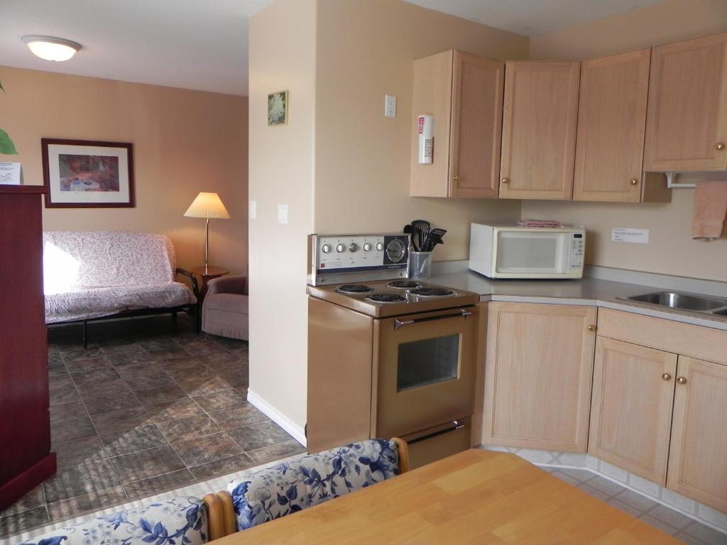 Destiny Beach Resort Osoyoos Cameră foto